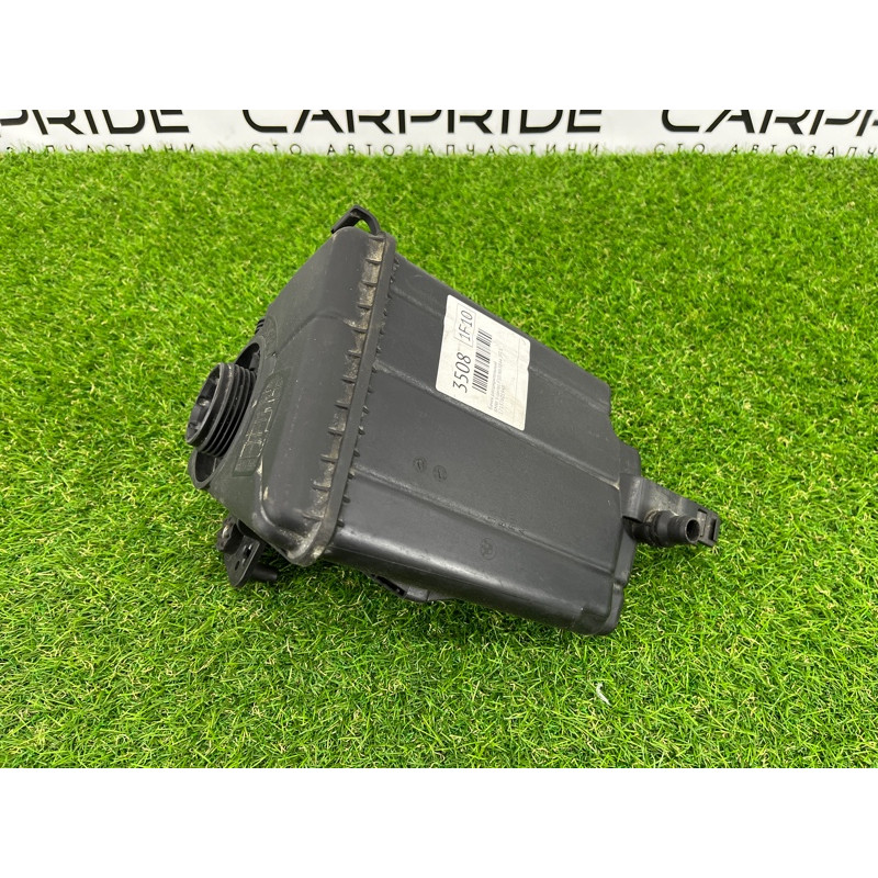 Бачок расширительный (система охлаждения) BMW 5-series F10 2013 N63B44 17137601948