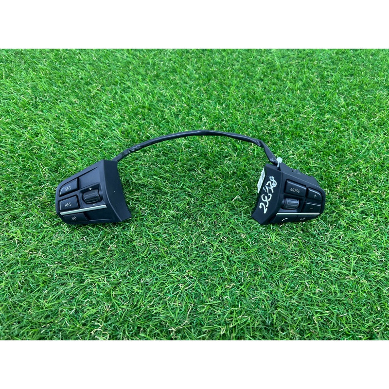 Кнопки руля (электрика / кнопки) BMW 5-series F10 2011 N63B44 61319229479