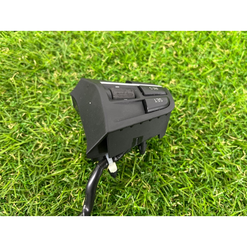 Кнопки руля (электрика / кнопки) BMW 5-series F10 2011 N63B44 61319229479