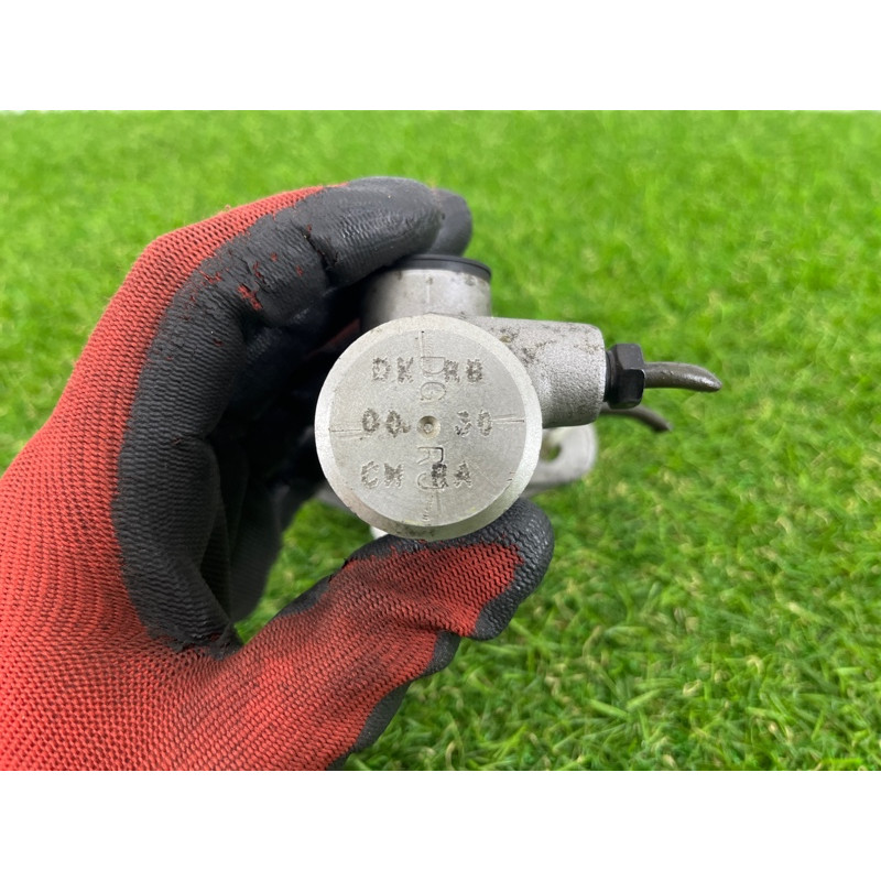 Главный тормозной цилиндр (тормозная система) Hyundai Santa Fe CM 2009 2.2 CRDI 585102B930