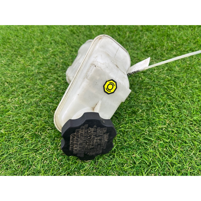 Бачок тормозной жидкости (тормозная система) Hyundai Santa Fe CM 2009 2.2 CRDI 585112B501