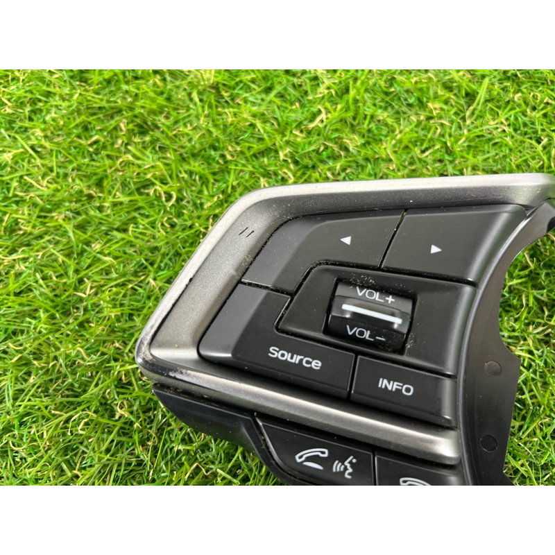 Кнопки руля (электрика / кнопки) Subaru Forester SK 2019 2.5 83154SJ470
