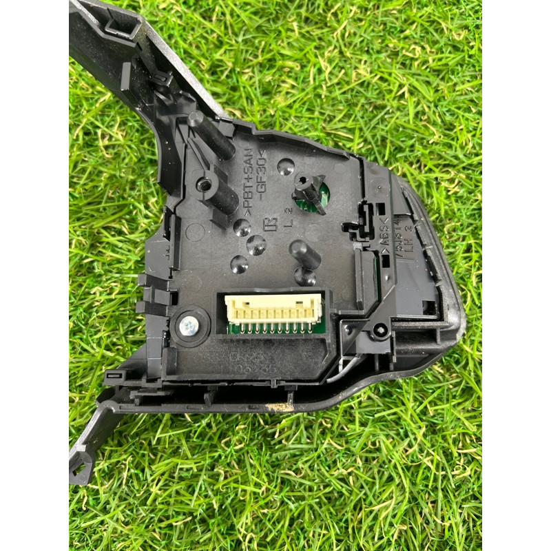 Кнопки руля (электрика / кнопки) Subaru Forester SK 2019 2.5 83154SJ470