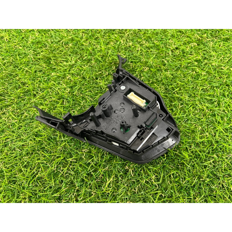 Кнопки руля (электрика / кнопки) Subaru Forester SK 2019 2.5 83154SJ470