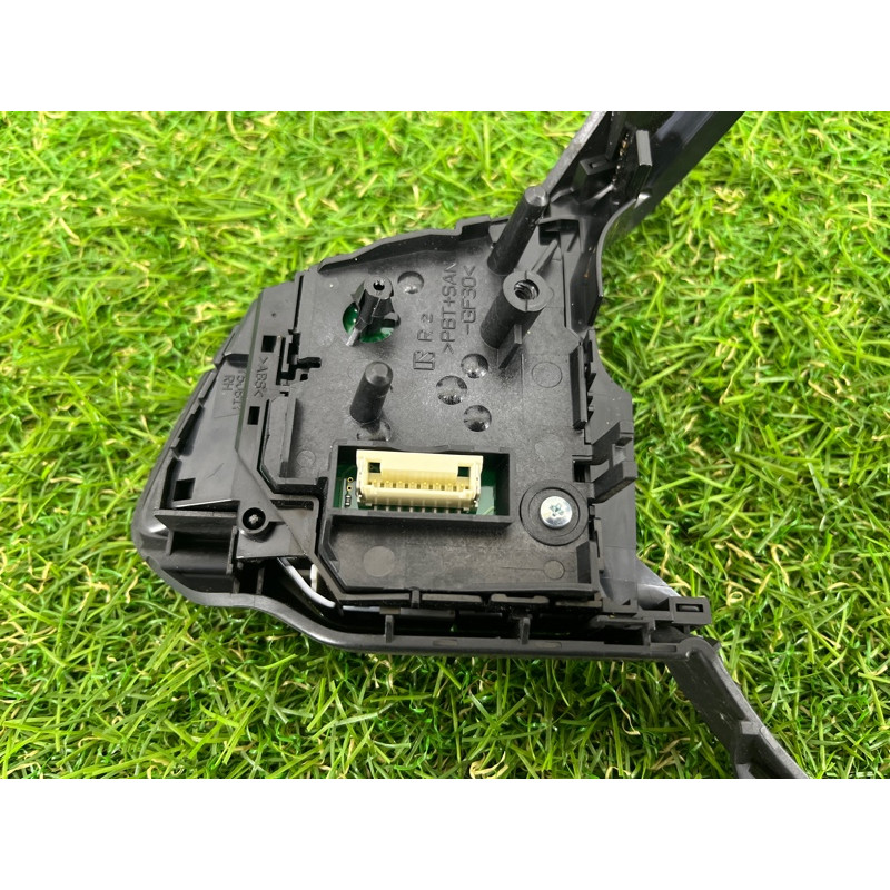 Кнопки руля (электрика / кнопки) Subaru Forester SK 2019 2.5 83154SJ470