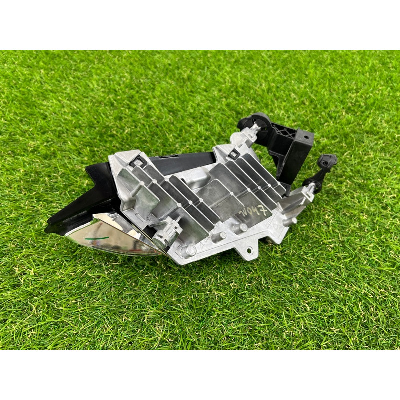 Детали фары (оптика) AUDI Q5 FY 6002tz0193