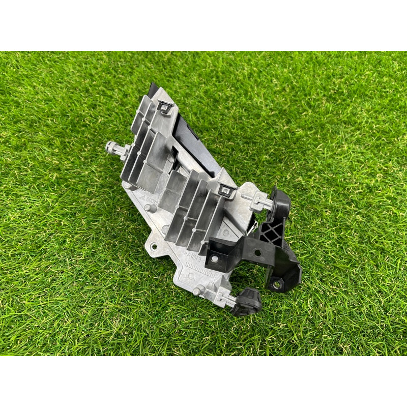 Детали фары (оптика) AUDI Q5 FY 6002tz0193