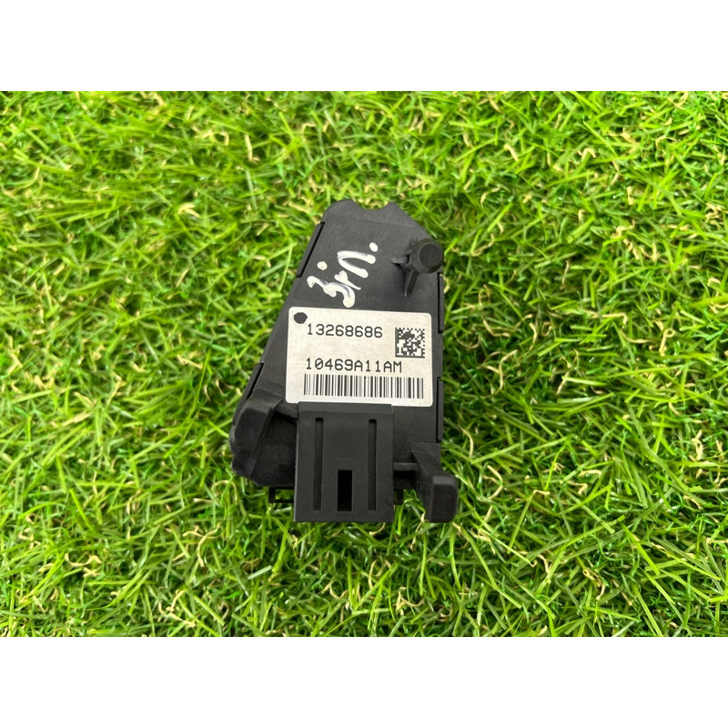 Кнопки руля (электрика / кнопки) Opel Insignia A 2009 2.0 DTH 13268686