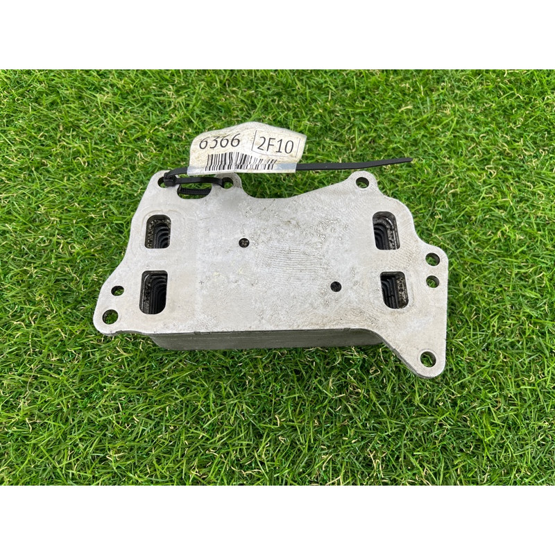 Теплообменник масляного фильтра (двигатель и элементы) BMW 5-series F10 2013 N47D20 11 42 8 507 627