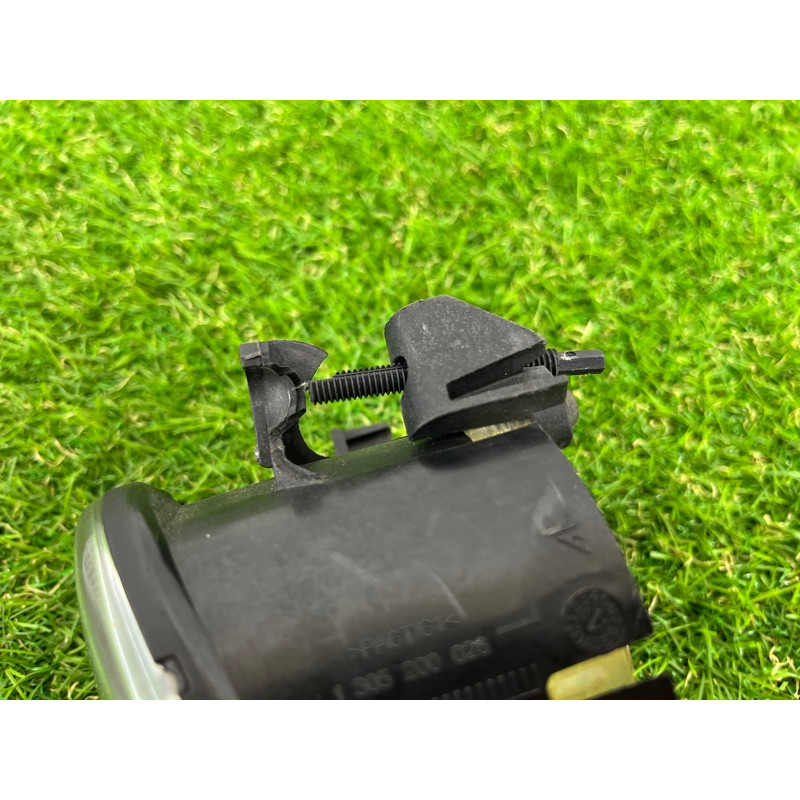 Фара противотуманная (оптика) Mercedes-Benz ML-class W251 a2518200756