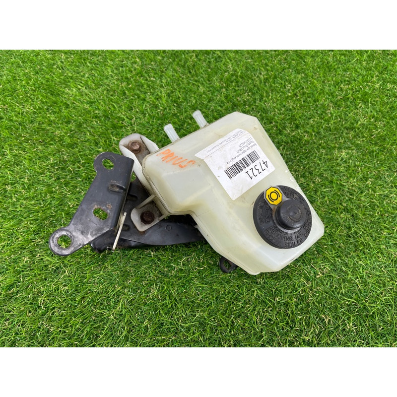 Бачок тормозной жидкости (тормозная система) Toyota Prius XW20 4722047030