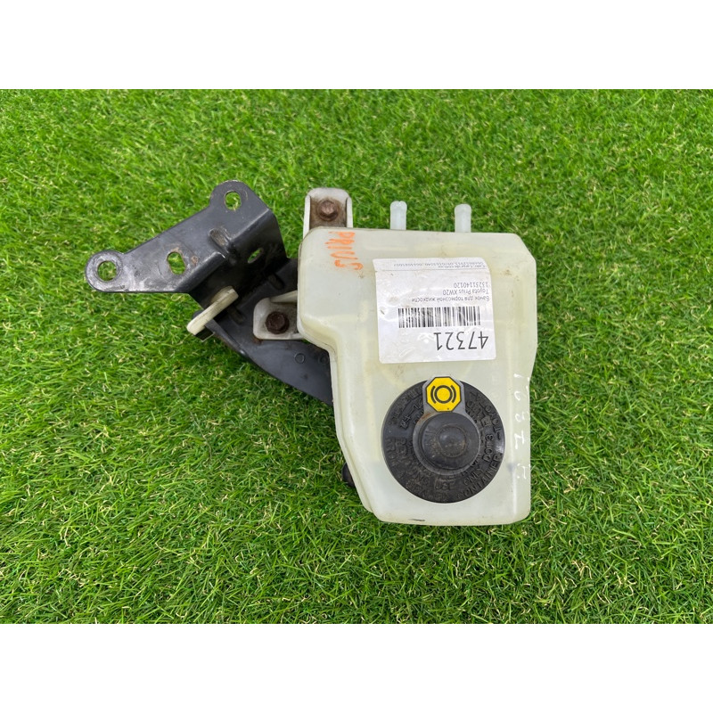 Бачок тормозной жидкости (тормозная система) Toyota Prius XW20 4722047030