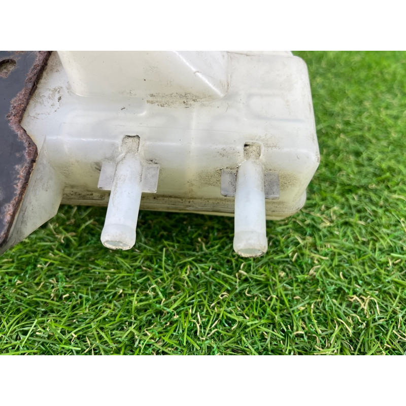 Бачок тормозной жидкости (тормозная система) Toyota Prius XW20 4722047030