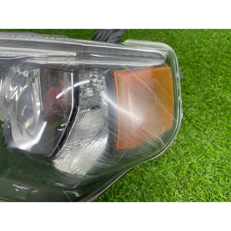 Фара (оптика) Toyota 4Runner N280