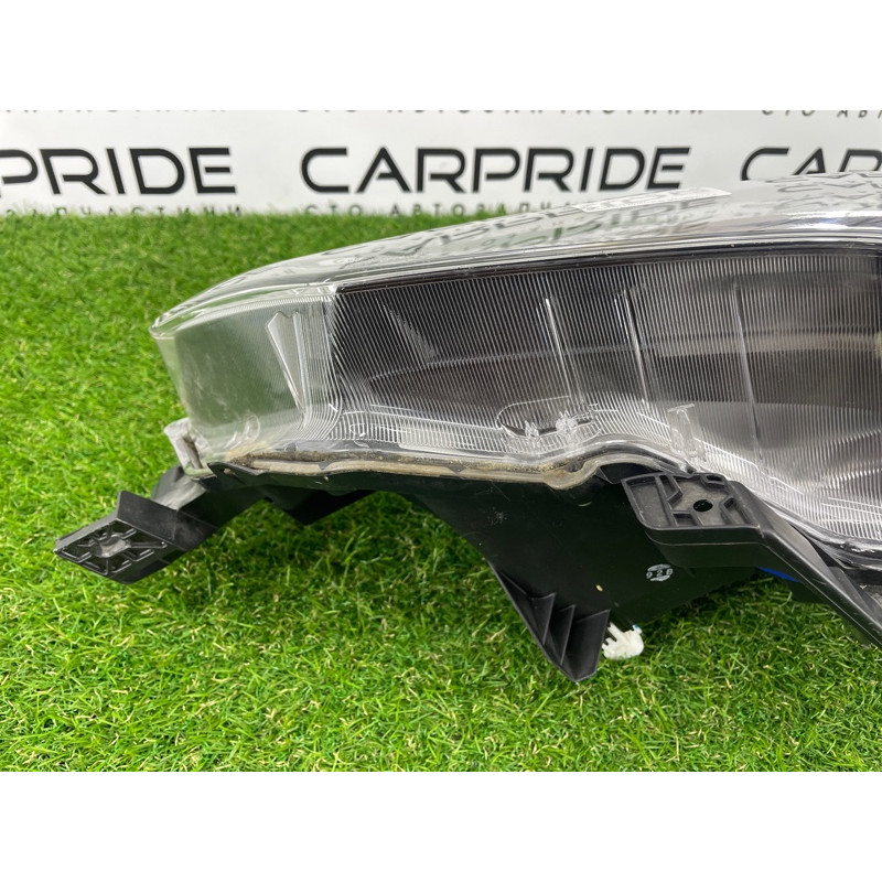 Фара (оптика) Toyota 4Runner N280