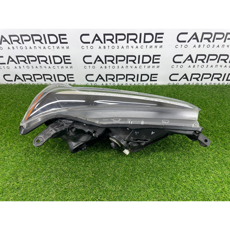 Фара (оптика) Toyota 4Runner N280