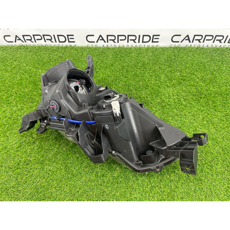 Фара (оптика) Toyota 4Runner N280