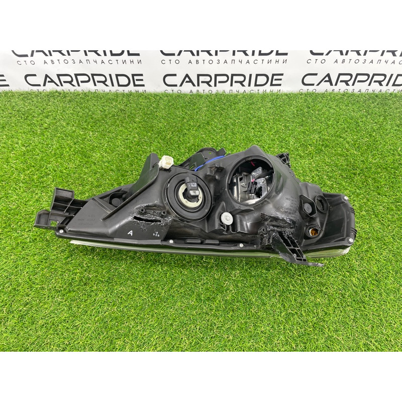 Фара (оптика) Toyota 4Runner N280