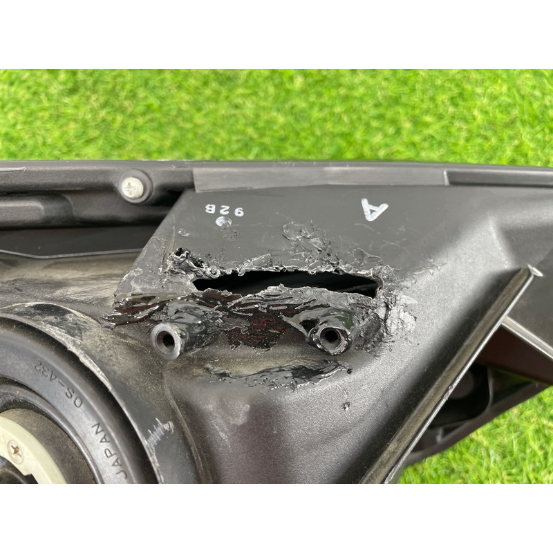 Фара (оптика) Toyota 4Runner N280