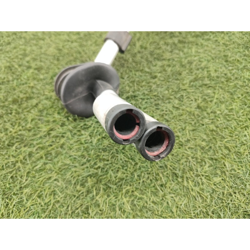 Трубка кондиционера (отопление и кондиционирование) Audi Q5 8R 2012 3.2 CALB 8R1260712D