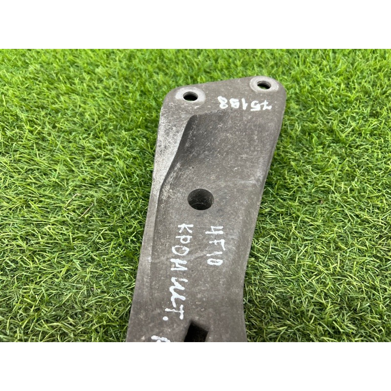 Кронштейн КПП (трансмиссия) BMW 5-series F10 2011 3.0 N55B30 22326777615