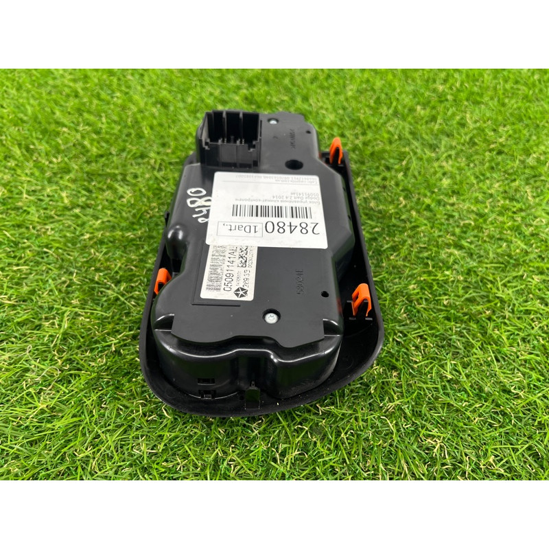 Блок управления климат-контролем (электрика / блок управления) Dodge Dart PF 2014 2.4 5091141AE