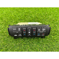 Панель управления климат-контролем