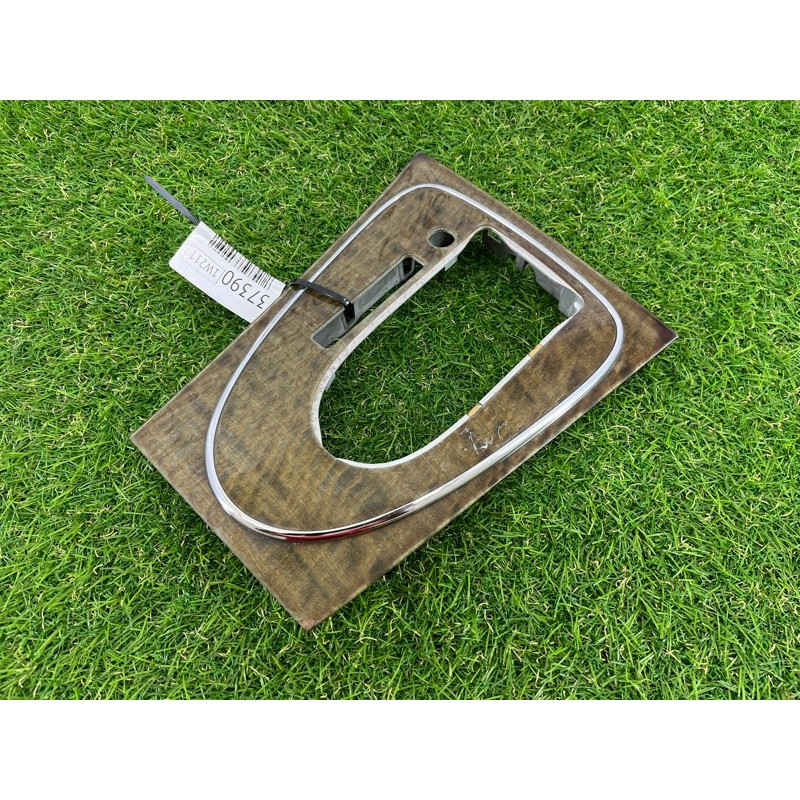 Рамка АКПП (салон) Mercedes-Benz E-class W211 2006 3.2 M112.946 a2116802236