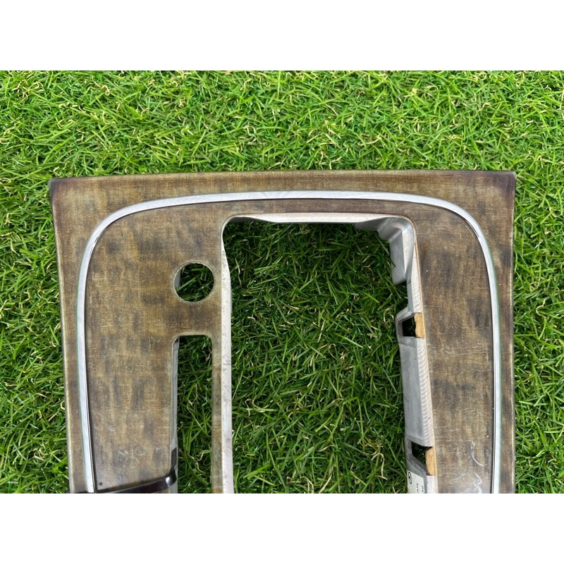 Рамка АКПП (салон) Mercedes-Benz E-class W211 2006 3.2 M112.946 a2116802236