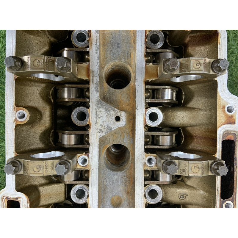 Головка блока цилиндров (двигатель и элементы) Chevrolet Volt 1 1.4 55568829