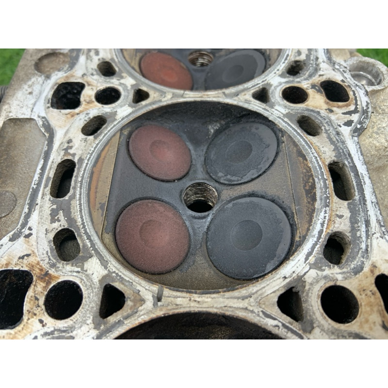 Головка блока цилиндров (двигатель и элементы) Chevrolet Volt 1 1.4 55568829