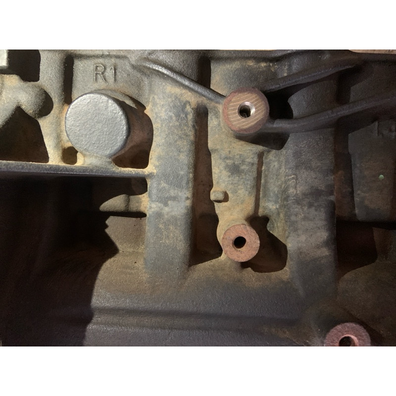 Блок цилиндров (двигатель и элементы) chevrolet Volt 1 1.4 55581779