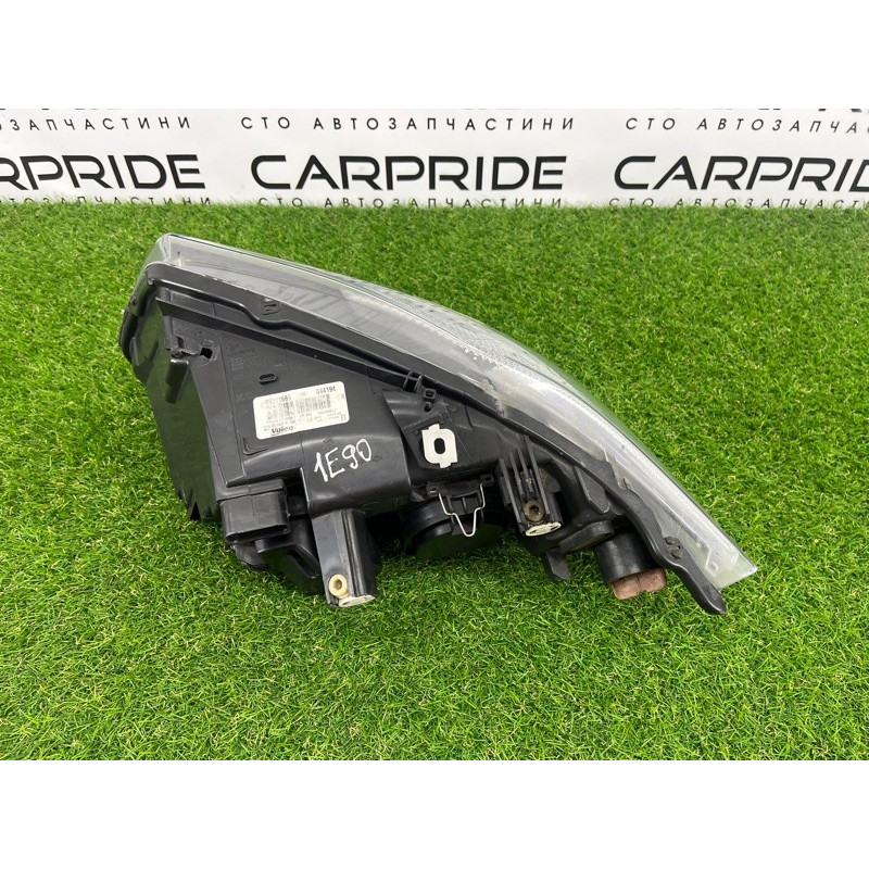 Фара (оптика) BMW 3-series E90 2006 N46B20 63116942724