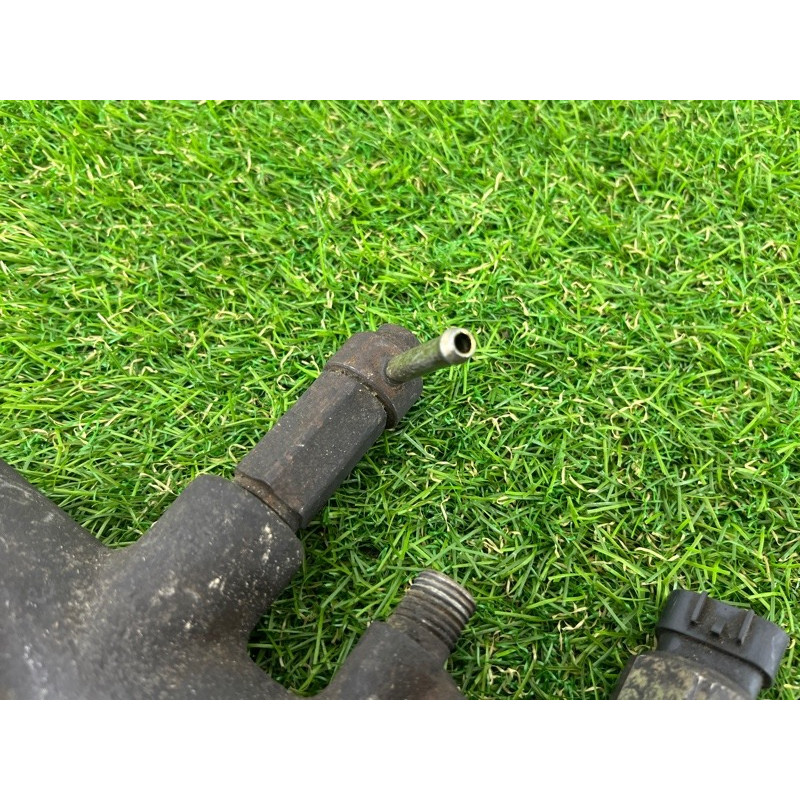 Топливная рампа (топливная система) Mazda 6 GG 2004 2.0 RF5 RF5C13GC0