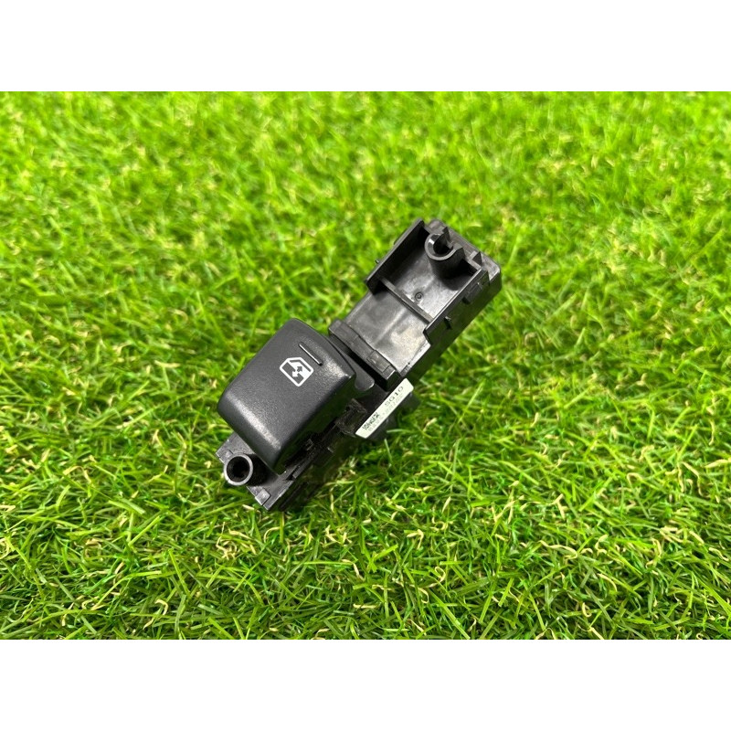 Кнопка стеклоподъемника (электрика / кнопки) Subaru Forester SJ 2016 2.5 83071sg100