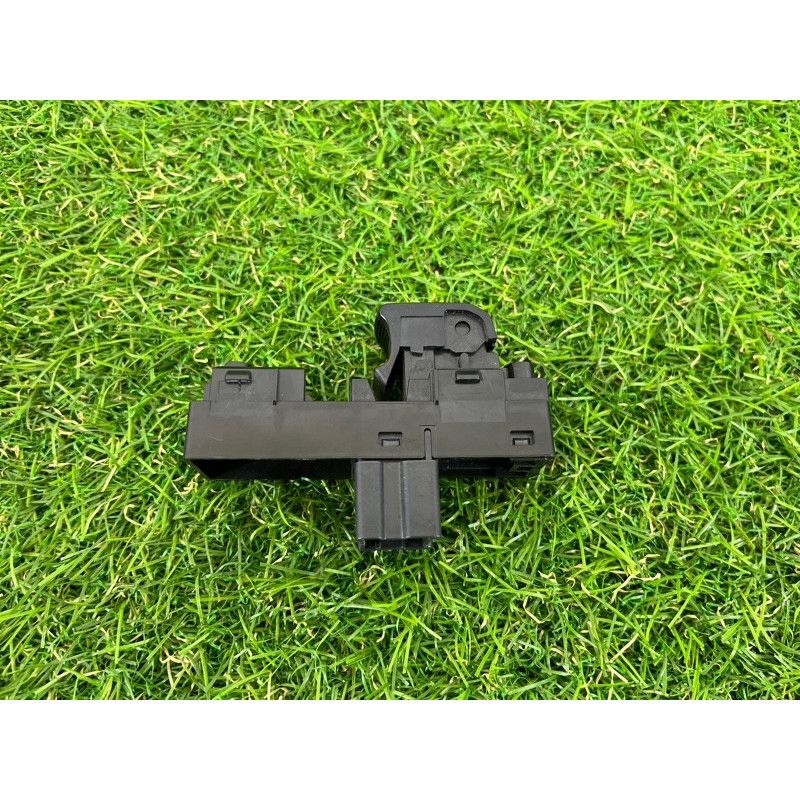 Кнопка стеклоподъемника (электрика / кнопки) Subaru Forester SJ 2014 2.5 83071sg100