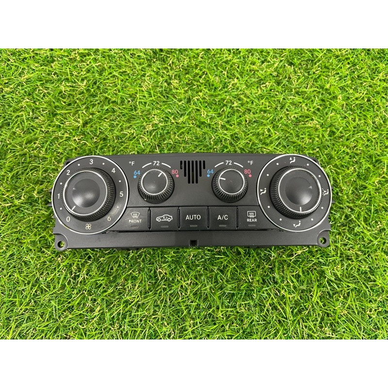 Панель управления климат-контролем (электрика / блок управления) Mercedes-Benz C-class W203 2007 3.0 A2038304285