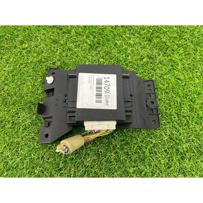 Блок управления климат-контролем (электрика / блок управления) Nissan Juke F15 2011 1.6 277601KM1A