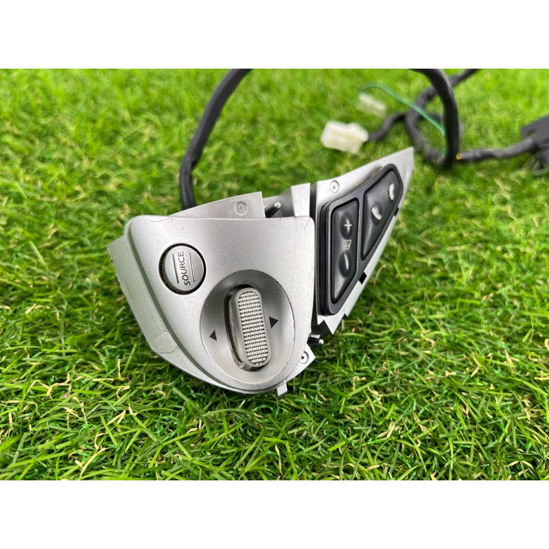 Кнопки руля (электрика / кнопки) Nissan Juke F15 2013 1.6 255501EL1A