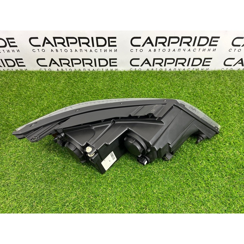 Фара (оптика) KIA Sorento UM 2013 2.4 921011U200