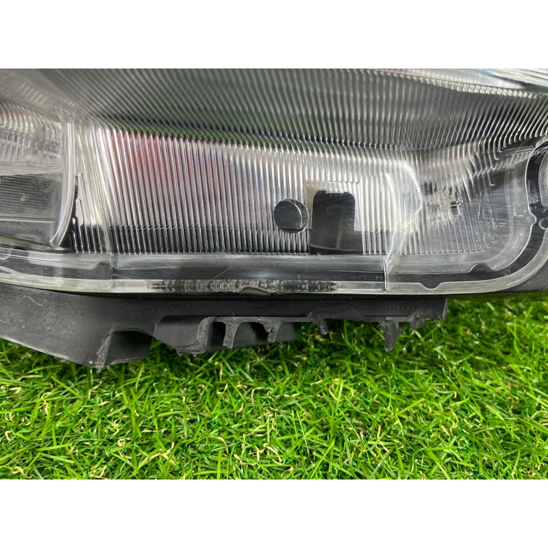 Фара (оптика) Subaru Outback BS 84001AL03A