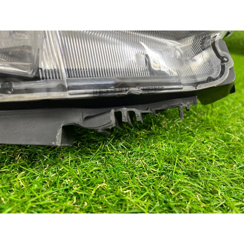 Фара (оптика) Subaru Outback BS 84001AL03A