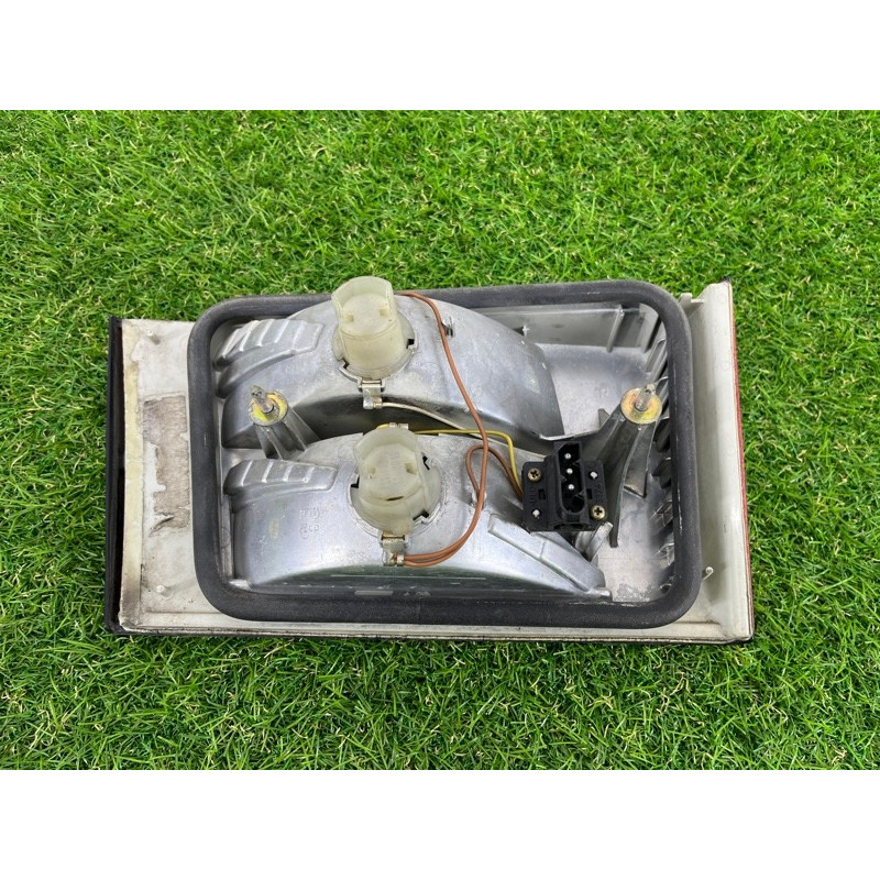 Задний фонарь (оптика) BMW 5-series E34 63218351632