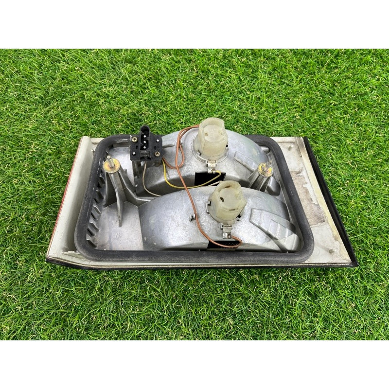 Задний фонарь (оптика) BMW 5-series E34 63218351632