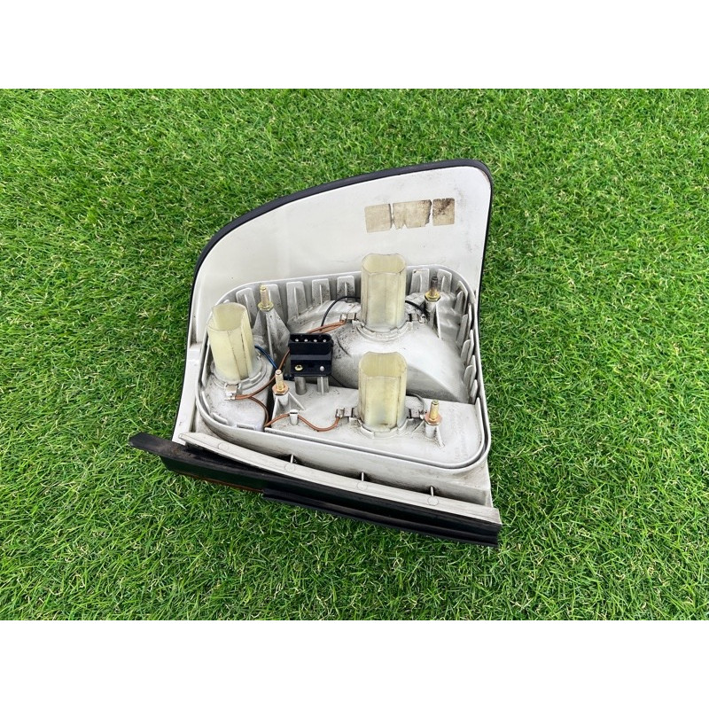 Задний фонарь (оптика) BMW 5-series E34 63218351647