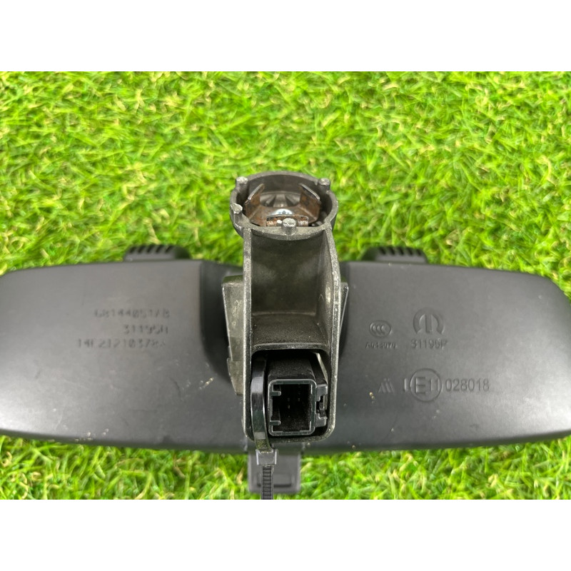 Зеркало салона (стекла и зеркала) Jeep Cherokee KL 2014 3.2 68144051AB