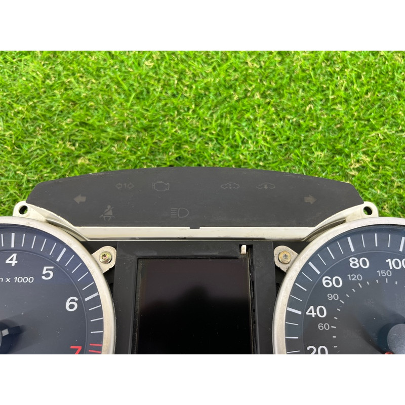 Панель приладів (салон) Audi A6 C6 4F0920950M