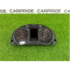 Панель приборов