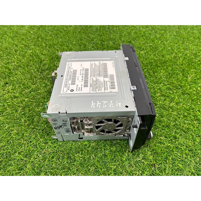 Магнитофон (электрика) Jeep Compass MK49 2011 2.4 5064677AE