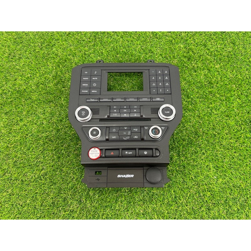 Панель управления мультимедиа (электрика / блок управления) FORD Mustang MK6 2017 2.3 FR3Z18842K